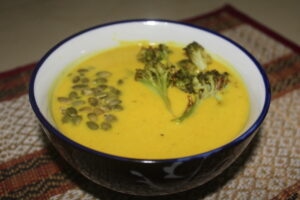 turmeric chickpea soup